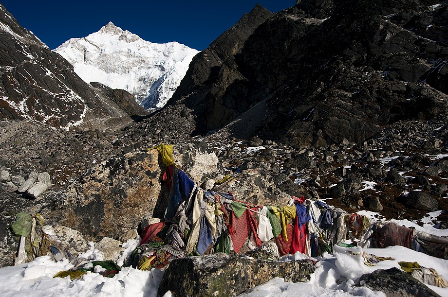Widok z Goecha La na Kangchenjungę (Goecha La trek)